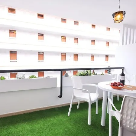 Playa De Americas Duplex Con Piscina 아파트 플라야데라스아메리카스